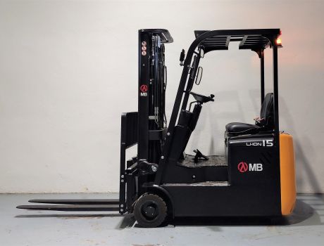 Carretilla Elevadora Electrica 3 ruedas MB FORKLIFT EFS151