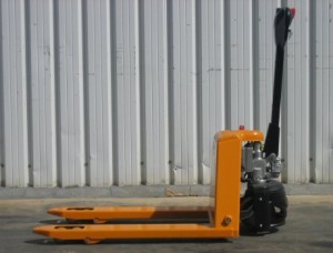 transpalet-semielectrico-mb-forklift-ept20-15ehj-685x1000